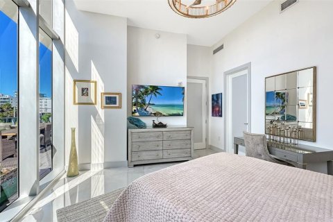 Condo in Sarasota, Florida, 2 bedrooms  № 2428924 - photo 30