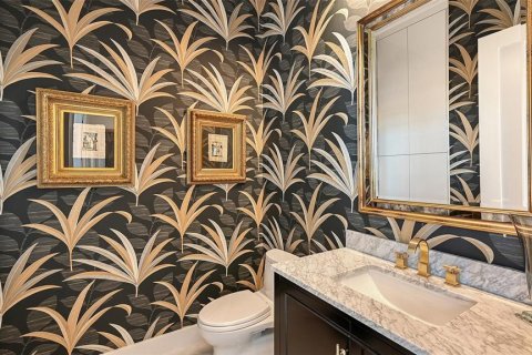 Condo in Sarasota, Florida, 2 bedrooms  № 2428924 - photo 14