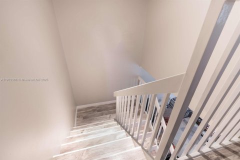 Adosado en venta en West Palm Beach, Florida, 2 dormitorios, 114.83 m2 № 1970669 - foto 12