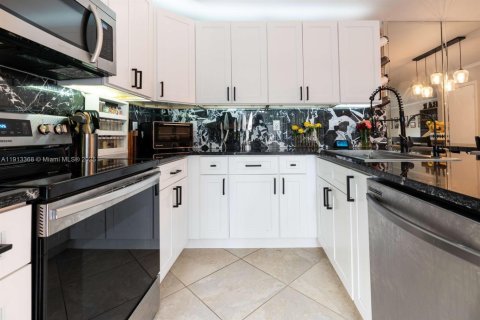 Adosado en venta en West Palm Beach, Florida, 2 dormitorios, 114.83 m2 № 1970669 - foto 7