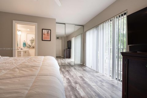 Adosado en venta en West Palm Beach, Florida, 2 dormitorios, 114.83 m2 № 1970669 - foto 14