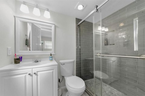 Condominio en venta en Clearwater, Florida, 1 dormitorio, 65.96 m2 № 1886036 - foto 15