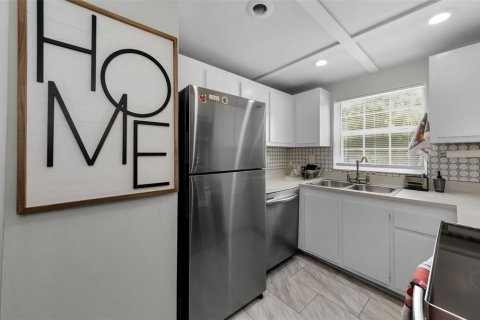 Condominio en venta en Clearwater, Florida, 1 dormitorio, 65.96 m2 № 1886036 - foto 8