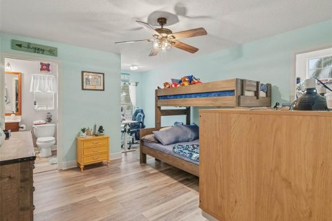 Casa en venta en Sarasota, Florida, 4 dormitorios, 244.05 m2 № 2377436 - foto 18