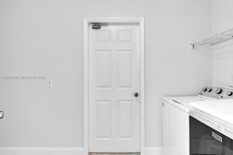 Villa ou maison à louer à Cape Coral, Floride: 3 chambres № 2065064 - photo 30