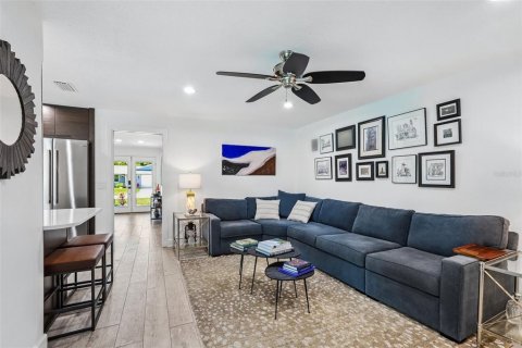 Villa ou maison à vendre à Belleair Beach, Floride: 4 chambres, 195.47 m2 № 2149521 - photo 19