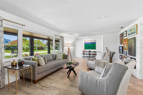 Villa ou maison à vendre à Belleair Beach, Floride: 4 chambres, 195.47 m2 № 2149521 - photo 9