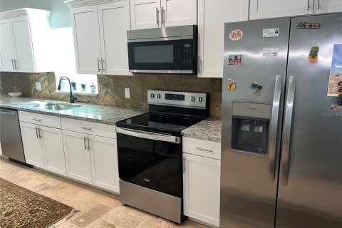 Casa en venta en Sarasota, Florida, 4 dormitorios, 232.26 m2 № 1576197 - foto 16