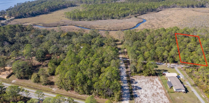Terreno en Freeport, Florida № 558868