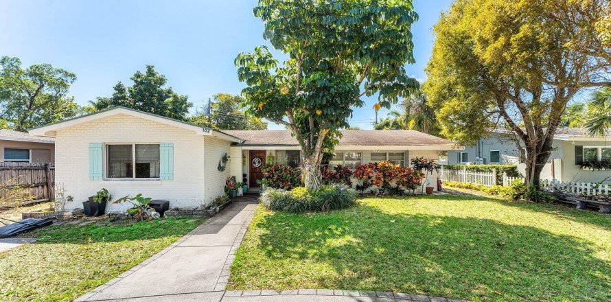 House in Delray Beach, Florida 3 bedrooms, 146.04 sq.m. № 2272021
