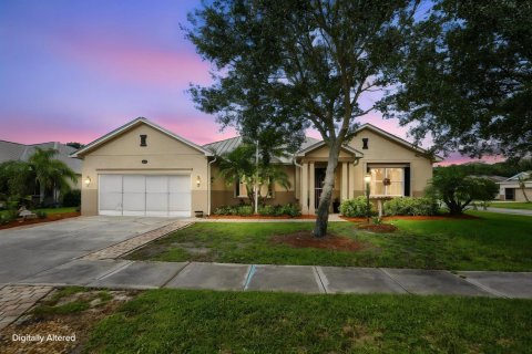 House in Sebastian, Florida 4 bedrooms, 254.27 sq.m. № 2352922