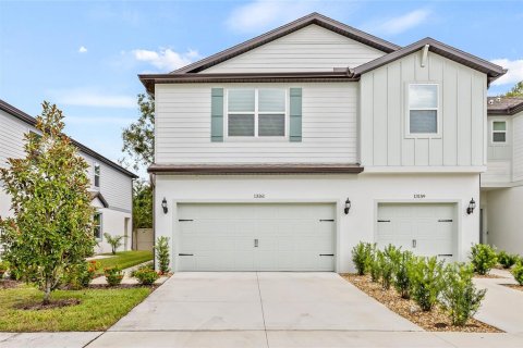 Adosado en alquiler en Tampa, Florida, 3 dormitorios, 168.9 m2 № 1916784 - foto 1