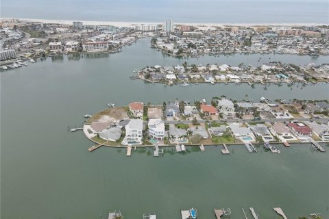 Terreno en venta en Treasure Island, Florida № 1680158 - foto 26