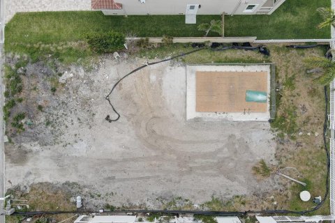 Terreno en venta en Treasure Island, Florida № 1680158 - foto 13
