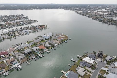 Terreno en venta en Treasure Island, Florida № 1680158 - foto 30