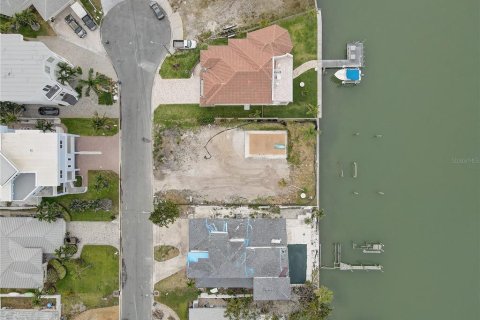 Terreno en venta en Treasure Island, Florida № 1680158 - foto 20