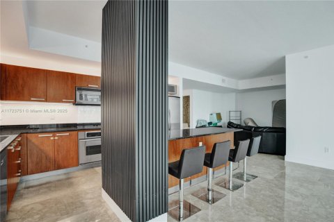 Copropriété à vendre à Aventura, Floride: 2 chambres, 147.71 m2 № 1711135 - photo 15