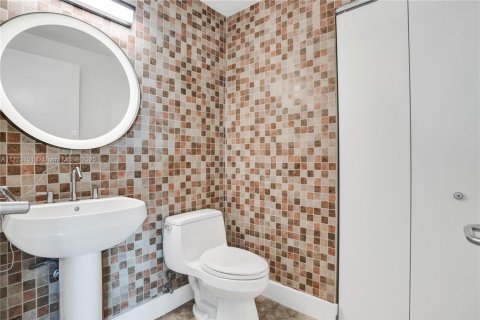 Copropriété à vendre à Aventura, Floride: 2 chambres, 147.71 m2 № 1711135 - photo 23