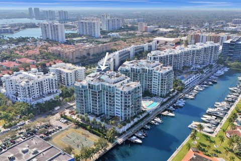 Copropriété à vendre à Aventura, Floride: 2 chambres, 147.71 m2 № 1711135 - photo 10