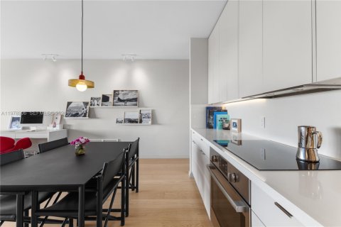 Condominio en venta en Miami Beach, Florida, 1 dormitorio, 79.71 m2 № 2044565 - foto 16
