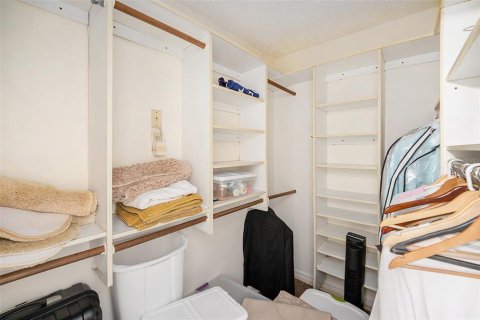 Condo in Palm Harbor, Florida, 2 bedrooms  № 1838467 - photo 9