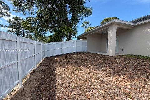 Villa ou maison à louer à Lehigh Acres, Floride: 3 chambres, 185.8 m2 № 2047671 - photo 8