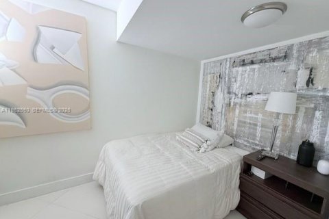 Купить кондоминиум в Майами, Флорида 2 спальни, 125.42м2, № 2154346 - фото 11