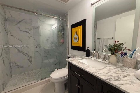 Купить кондоминиум в Майами, Флорида 2 спальни, 125.42м2, № 2154346 - фото 9