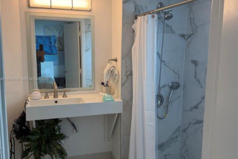 Купить кондоминиум в Майами, Флорида 2 спальни, 125.42м2, № 2154346 - фото 7