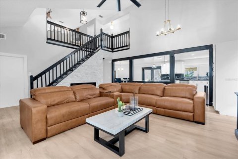 Casa en venta en Valrico, Florida, 4 dormitorios, 232.44 m2 № 2216121 - foto 11