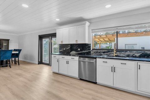Casa en venta en Valrico, Florida, 4 dormitorios, 232.44 m2 № 2216121 - foto 17