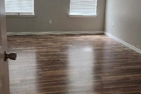 Condo in Windermere, Florida, 3 bedrooms № 1787618 - photo 9