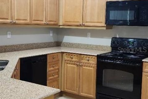 Condo in Windermere, Florida, 3 bedrooms № 1787618 - photo 7