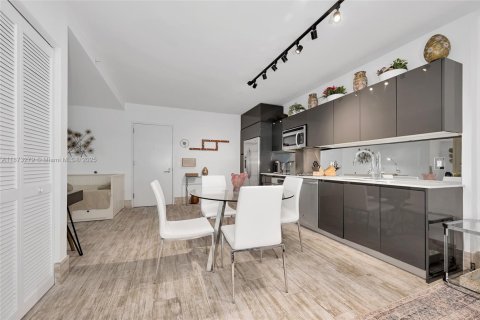 Condominio en venta en Miami, Florida, 1 dormitorio, 66.8 m2 № 1980545 - foto 14