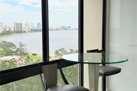 Снять в аренду кондоминиум в Тампа, Флорида 4 комнаты, 185.43м2, № 2092069 - фото 4