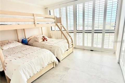 Снять в аренду кондоминиум в Тампа, Флорида 4 комнаты, 185.43м2, № 2092069 - фото 25