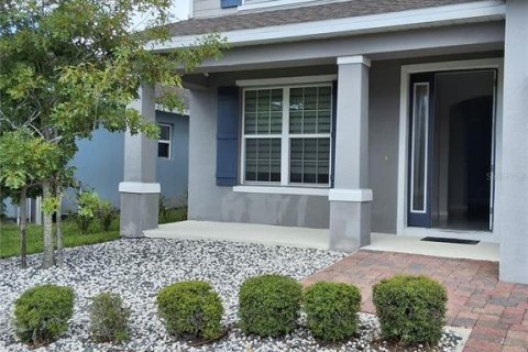 Casa en venta en Kissimmee, Florida, 5 dormitorios, 287.25 m2 № 2157532 - foto 2