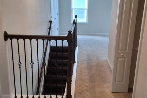 Casa en venta en Kissimmee, Florida, 5 dormitorios, 287.25 m2 № 2157532 - foto 16