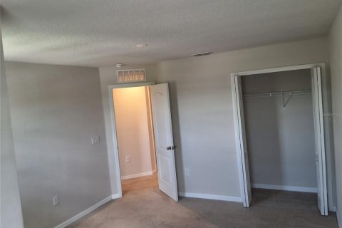 Casa en venta en Kissimmee, Florida, 5 dormitorios, 287.25 m2 № 2157532 - foto 30