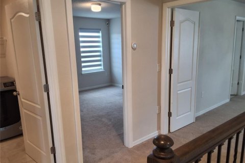 Casa en venta en Kissimmee, Florida, 5 dormitorios, 287.25 m2 № 2157532 - foto 23