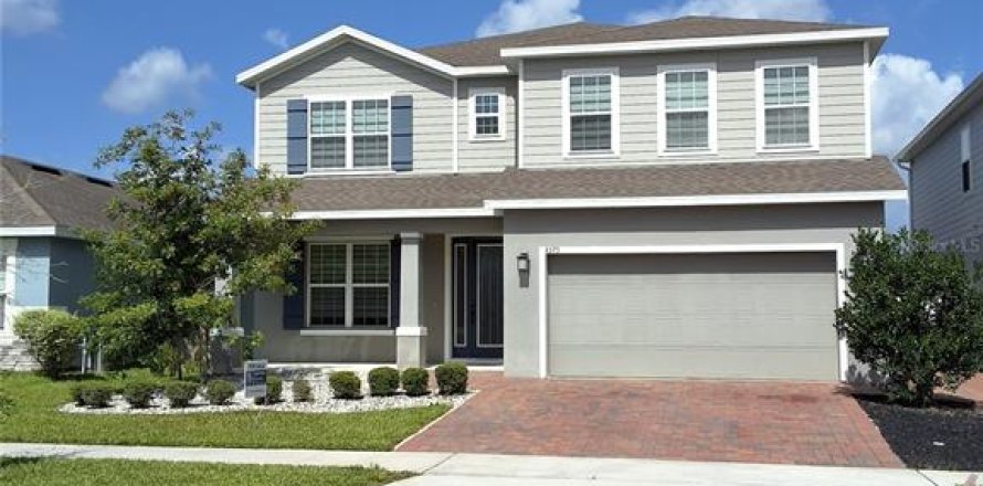 Casa en Kissimmee, Florida 5 dormitorios, 287.25 m2 № 2157532