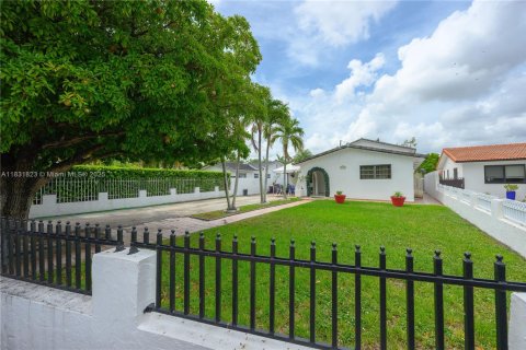 Villa ou maison à vendre à Miami, Floride: 5 chambres, 287.25 m2 № 1808973 - photo 5