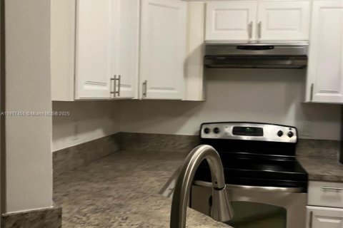 Condominio en alquiler en Pompano Beach, Florida, 2 dormitorios, 96.15 m2 № 1972181 - foto 6