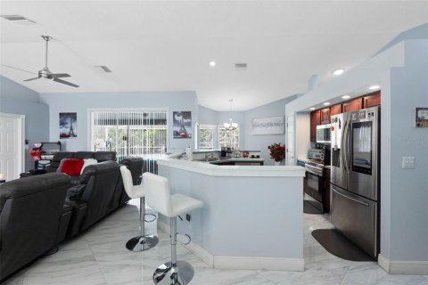 Casa en venta en Spring Hill, Florida, 3 dormitorios, 163.32 m2 № 2386515 - foto 13