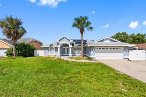 Casa en Spring Hill, Florida 3 dormitorios, 163.32 m2 № 2386515