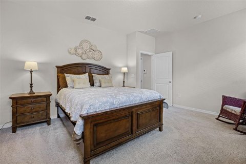 House in Winter Garden, Florida 3 bedrooms, 189.15 sq.m. № 1879499 - photo 17