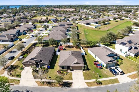 House in Tavares, Florida 3 bedrooms, 137.77 sq.m. № 1530035 - photo 29