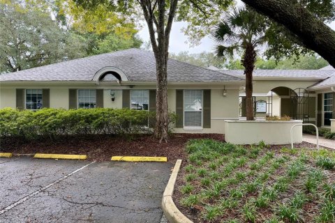 Immobilier commercial à Gainesville, Floride 444.54 m2 № 2407142