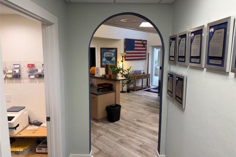 Immobilier commercial à louer à Gainesville, Floride: 444.54 m2 № 2407142 - photo 16