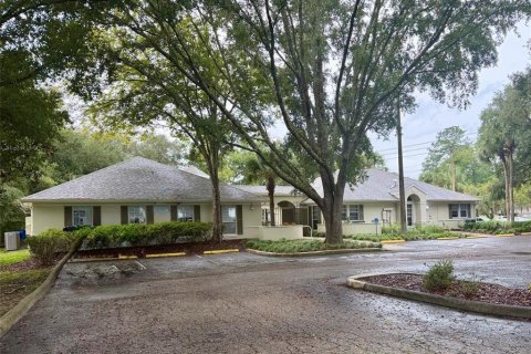 Immobilier commercial à louer à Gainesville, Floride: 444.54 m2 № 2407142 - photo 8